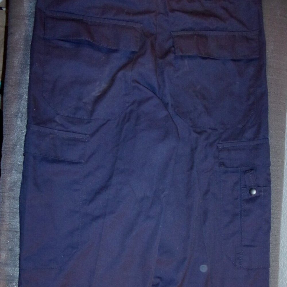 ROTHCO UNIFORM DIVISION RN 37572 DARK BLUE EMT EMS PANTS sz MEDIUM EC 35